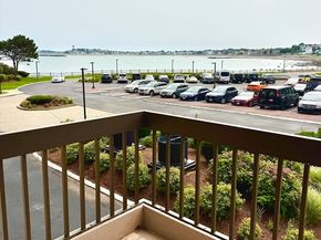1 Seal Harbor Rd 215, Winthrop MA 02152