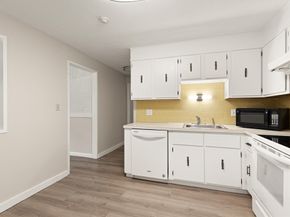 23 Spencer Rd 32F, Boxborough MA 01719