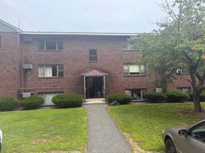 23 Spencer Rd 32F, Boxborough MA 01719