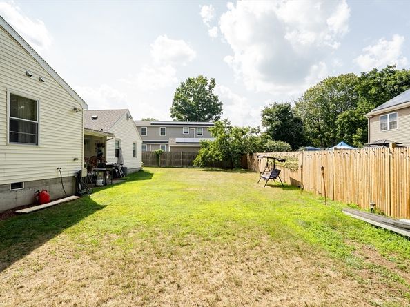 30 Donlon St, Framingham MA 01701
