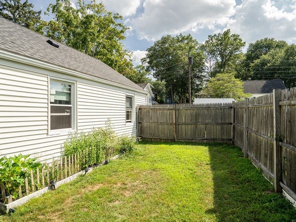 30 Donlon St, Framingham MA 01701