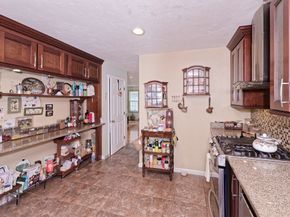 11 Azalea Ln 11, Marlborough MA 01752
