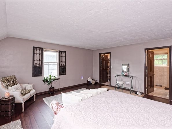 11 Azalea Ln 11, Marlborough MA 01752