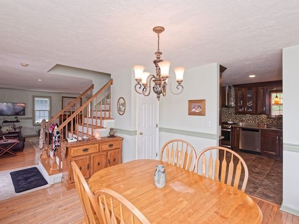 11 Azalea Ln 11, Marlborough MA 01752
