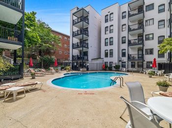 1486 Commonwealth Ave