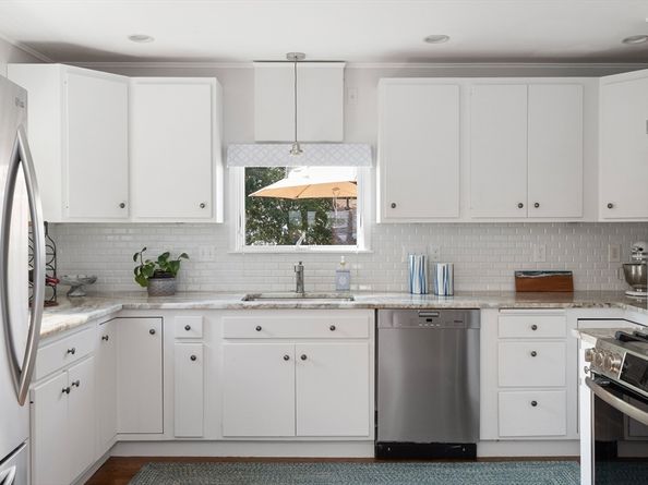 36 Lennox Rd, Nahant MA 01908