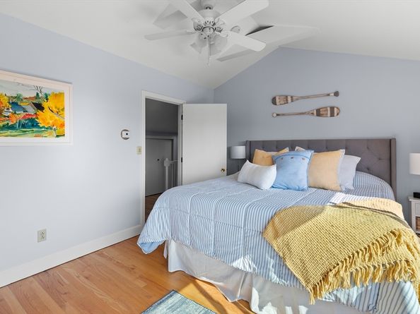 36 Lennox Rd, Nahant MA 01908