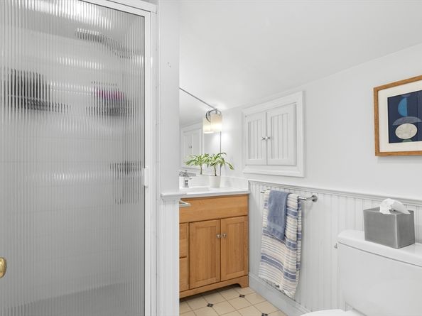 36 Lennox Rd, Nahant MA 01908
