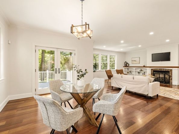245 East St, Lexington MA 02420