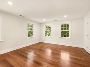 245 East St, Lexington MA 02420
