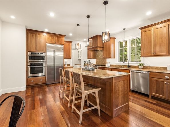 245 East St, Lexington MA 02420
