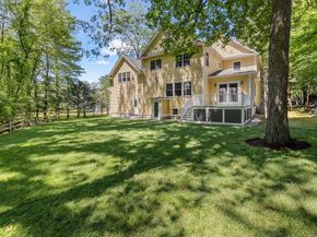 245 East St, Lexington MA 02420
