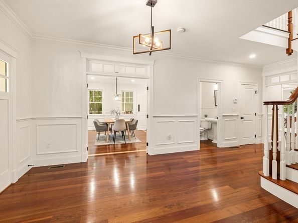 245 East St, Lexington MA 02420