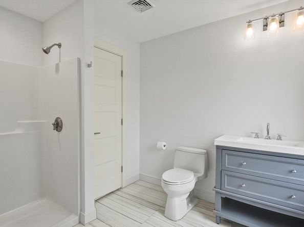 14 Bay Edge Lane, Worcester MA 01604