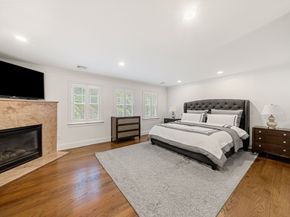 146 Pine St, Dover MA 02030