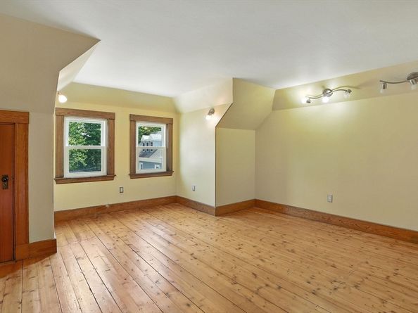 4 Brigham Park, Fitchburg MA 01420