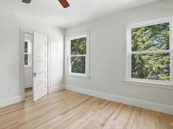 4 Brigham Park, Fitchburg MA 01420
