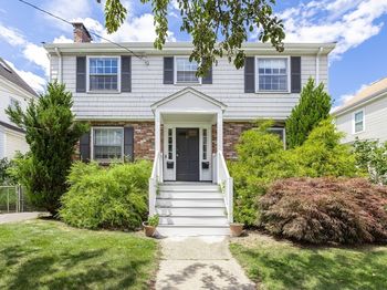 41 Hawthorne St