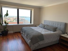 65 E India 22C, Boston MA 02110