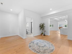 39 Dudley St, Marlborough MA 01752