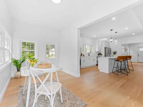 39 Dudley St, Marlborough MA 01752