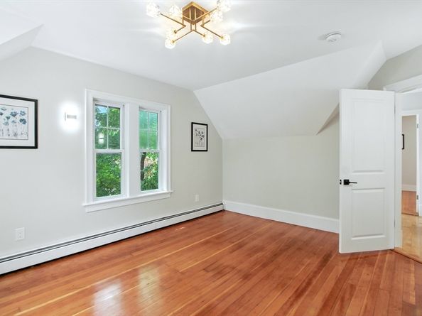685 Union St, Braintree MA 02184