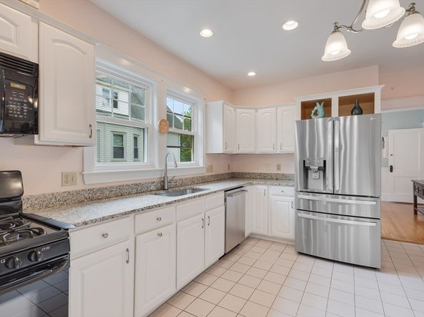46 Hall Ave 2, Watertown MA 02472