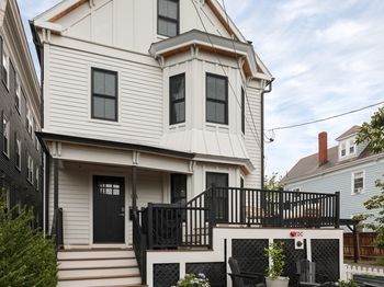 13A Quincy St