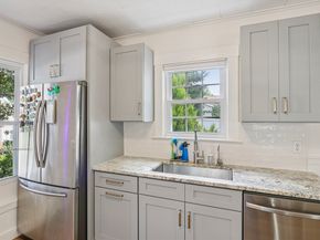 25 Walnut St, Marlborough MA 01752