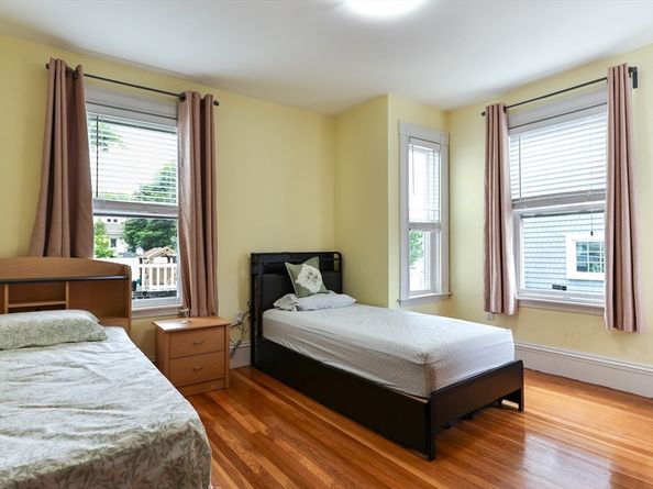 290 Granite Ave, Milton MA 02186