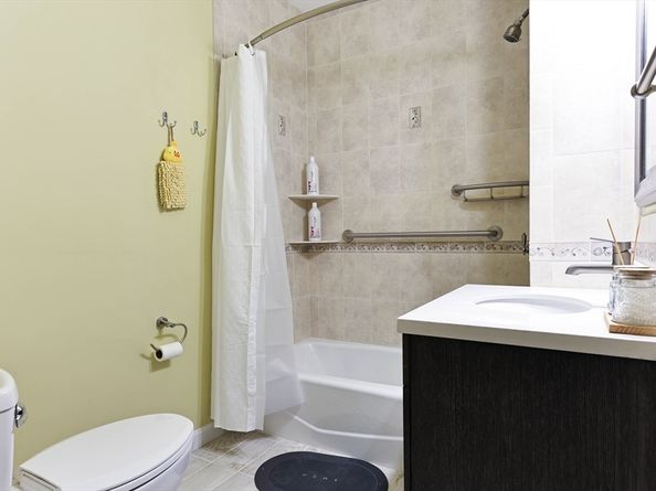 290 Granite Ave, Milton MA 02186