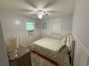 284 Plymouth Ave, Wareham MA 02538