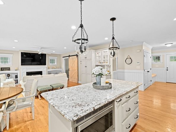 34 Fairway Dr, Kingston MA 02364