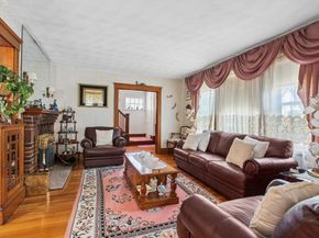 14 Crown St, Milton MA 02186
