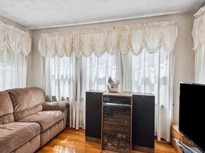 14 Crown St, Milton MA 02186