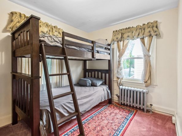 14 Crown St, Milton MA 02186
