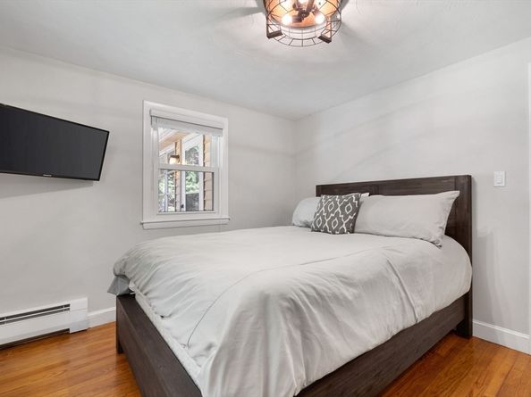 10 Marie Ave, Stoneham MA 02180