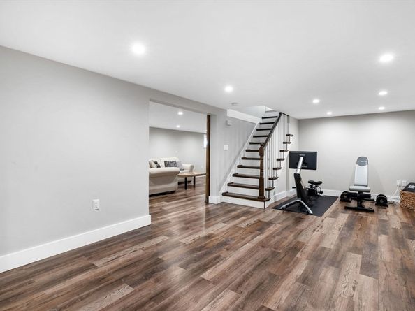 10 Marie Ave, Stoneham MA 02180