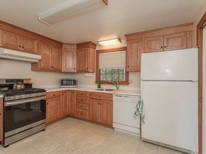 69 Idyl Wilde Circle, Marshfield MA 02050