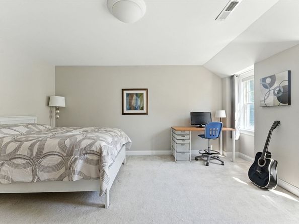 2 Bramble Way, Acton MA 01720