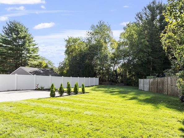 15B Park Street B, North Reading MA 01864