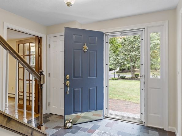 25 Algonquin Avenue, Andover MA 01810