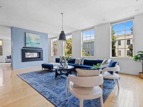 618 East 2nd St B, Boston MA 02127