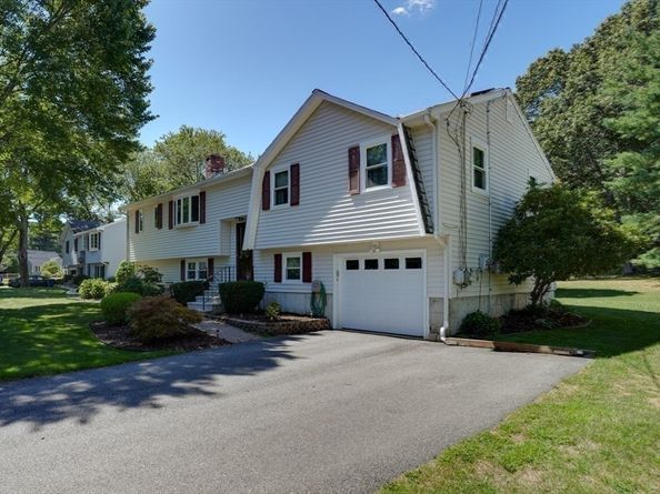 6 Fairfax St, Burlington MA 01803
