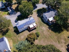 6 Fairfax St, Burlington MA 01803
