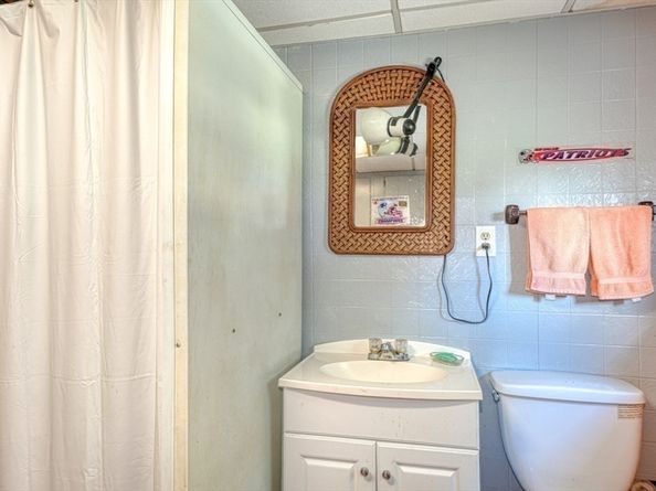 6 Fairfax St, Burlington MA 01803