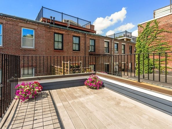 22 Pleasant Street, Boston MA 02129