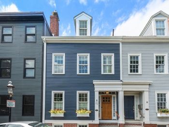 22 Pleasant Street
