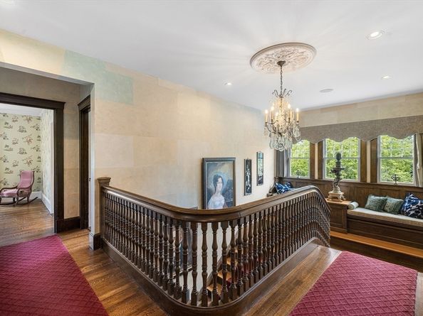 206 Franklin St, Newton MA 02458