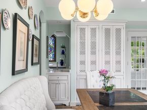 206 Franklin St, Newton MA 02458